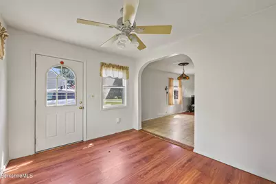 832 East St, Lee, MA 01238 - Photo 18