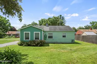832 East St, Lee, MA 01238 - Photo 28
