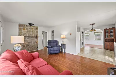832 East St, Lee, MA 01238 - Photo 4