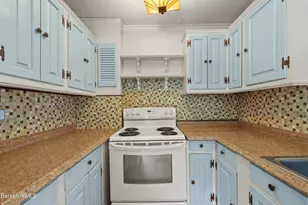 832 East St, Lee, MA 01238 - Photo 14