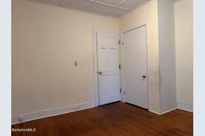 21-23 Newell St, Pittsfield, MA 01201 - Photo 6