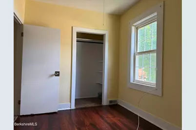 21-23 Newell St, Pittsfield, MA 01201 - Photo 28