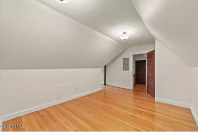 136 Pomeroy Ave, Pittsfield, MA 01201 - Photo 32