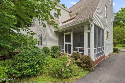 136 Pomeroy Ave, Pittsfield, MA 01201 - Photo 34