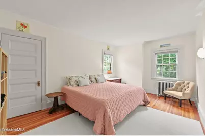 136 Pomeroy Ave, Pittsfield, MA 01201 - Photo 22