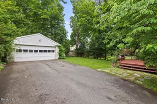 136 Pomeroy Ave, Pittsfield, MA 01201 - Photo 36