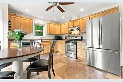 26 Mahkeenac Rd, Stockbridge, MA 01262 - Photo 10