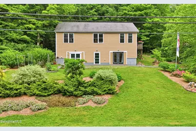 26 Mahkeenac Rd, Stockbridge, MA 01262 - Photo 2