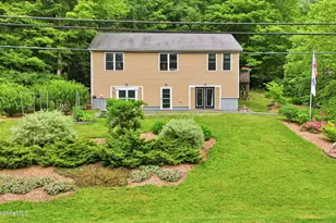 26 Mahkeenac Rd, Stockbridge, MA 01262 - Photo 2