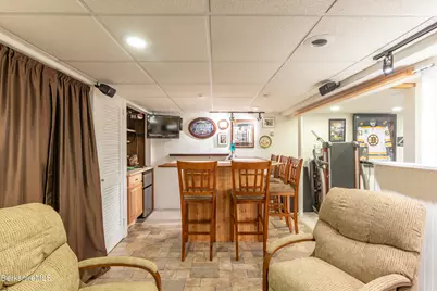 70 Rockland Dr, Pittsfield, MA 01201 - Photo 34