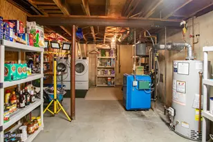70 Rockland Dr, Pittsfield, MA 01201 - Photo 38