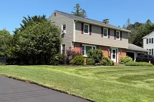 70 Rockland Dr, Pittsfield, MA 01201 - Photo 1