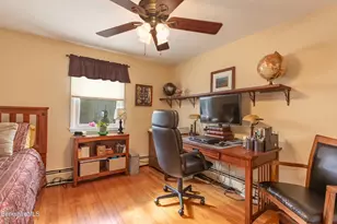 70 Rockland Dr, Pittsfield, MA 01201 - Photo 22