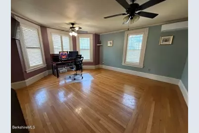 32 Summer St, Adams, MA 01220 - Photo 24