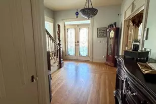 32 Summer St, Adams, MA 01220 - Photo 8