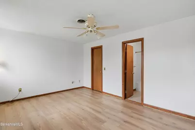 60 North St #16, Dalton, MA 01226 - Photo 32
