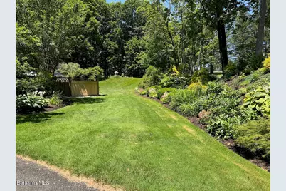 2 Rosebank Dr, Lenox, MA 01240 - Photo 38