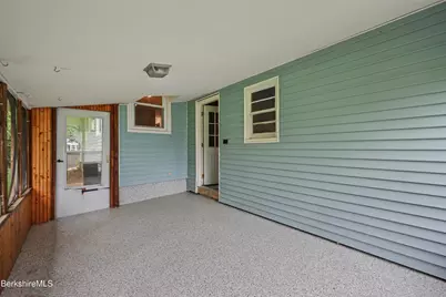16 Wealthy Ave, Pittsfield, MA 01201 - Photo 24