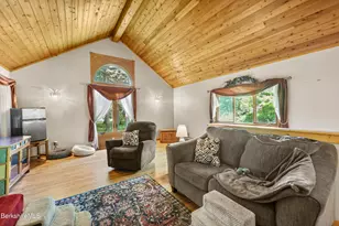 15 Silver St, Lee, MA 01238 - Photo 14