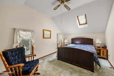 15 Silver St, Lee, MA 01238 - Photo 32