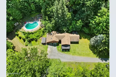 15 Silver St, Lee, MA 01238 - Photo 42