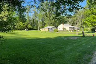 485 Golden Hill Rd, Lee, MA 01238 - Photo 4