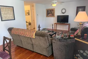 14 Richardson St, Cheshire, MA 01225 - Photo 6