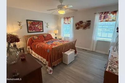 14 Richardson St #14, Cheshire, MA 01225 - Photo 16