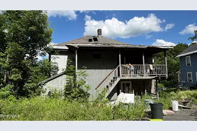 325 Walnut St, North Adams, MA 01247 - Photo 6