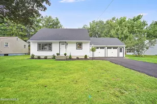 22 Wealthy Ave, Pittsfield, MA 01201 - Photo 2