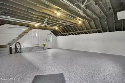 22 Wealthy Ave, Pittsfield, MA 01201 - Photo 30