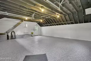 22 Wealthy Ave, Pittsfield, MA 01201 - Photo 30