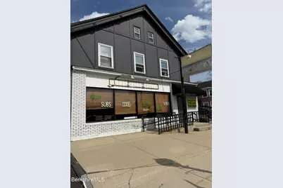 236 Main St, Lee, MA 01238 - Photo 1