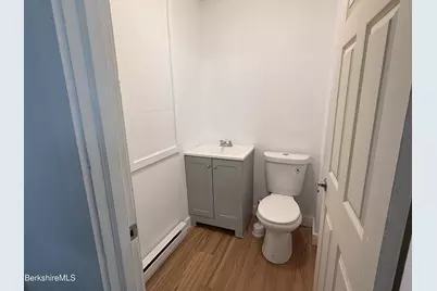324 North St, Pittsfield, MA 01201 - Photo 4