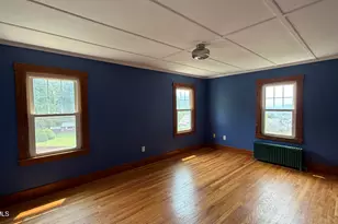 47 Beacon St, North Adams, MA 01247 - Photo 18