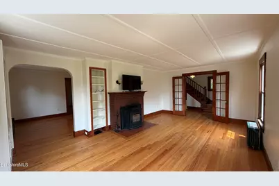 47 Beacon St, North Adams, MA 01247 - Photo 6