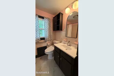 47 Beacon St, North Adams, MA 01247 - Photo 14
