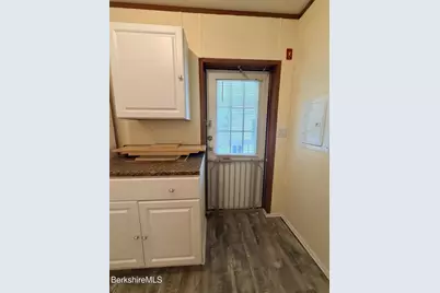 12 Apache Dr, North Adams, MA 01247 - Photo 10
