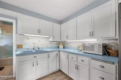 67 Partridge Rd, Pittsfield, MA 01201 - Photo 16