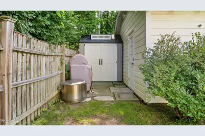 99 Whittier Ave, Pittsfield, MA 01201 - Photo 8