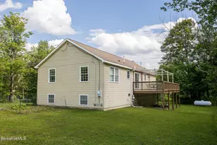 235 McNerney Rd, Becket, MA 01223 - Photo 4