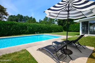 24 Rockland Dr, Pittsfield, MA 01201 - Photo 28