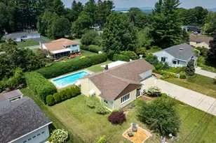 24 Rockland Dr, Pittsfield, MA 01201 - Photo 1