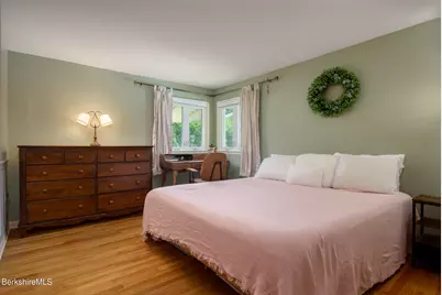 24 Rockland Dr, Pittsfield, MA 01201 - Photo 16