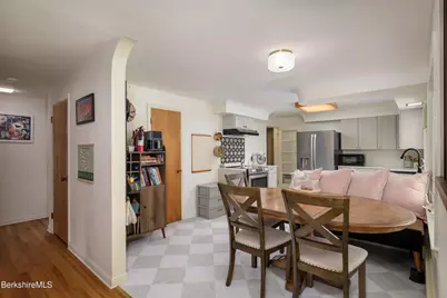 24 Rockland Dr, Pittsfield, MA 01201 - Photo 12