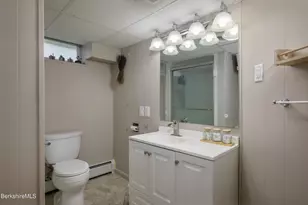 24 Rockland Dr, Pittsfield, MA 01201 - Photo 24
