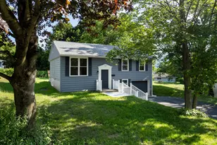 142 Franklin St, North Adams, MA 01247 - Photo 1