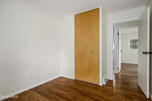 142 Franklin St, North Adams, MA 01247 - Photo 20