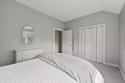35 Meadow Ridge Dr, Pittsfield, MA 01201 - Photo 40