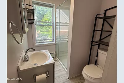 68 Columbia St, Adams, MA 01220 - Photo 10
